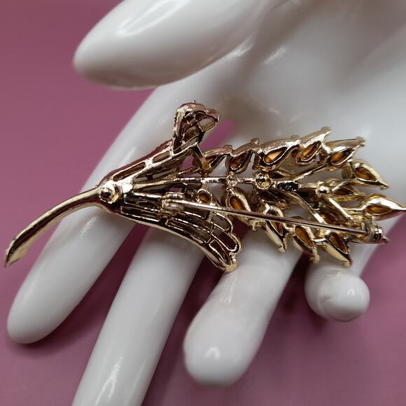 Vintage Coro Clear Rhinestone Floral Brooch, Gold Tone, 3 1/4 Inches - Picture 4 of 12